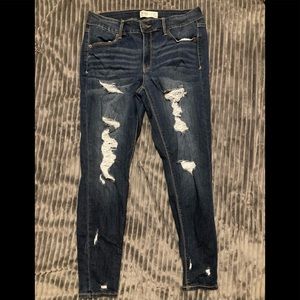 Women’s ripped jeans